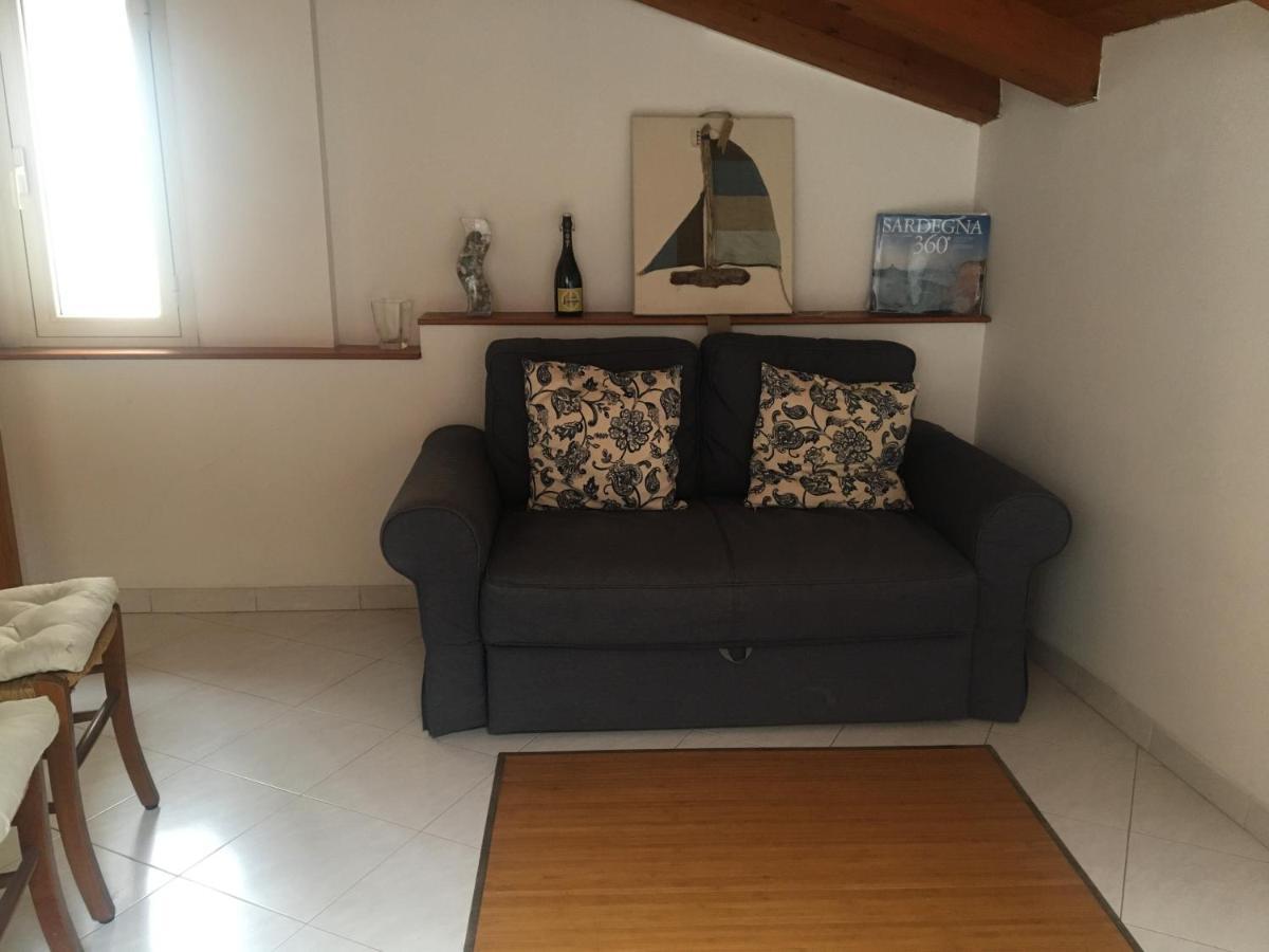 Deliziosa Mansarda Nel Quartiere Marina - Cagliari Q8577 Apartment Exterior foto